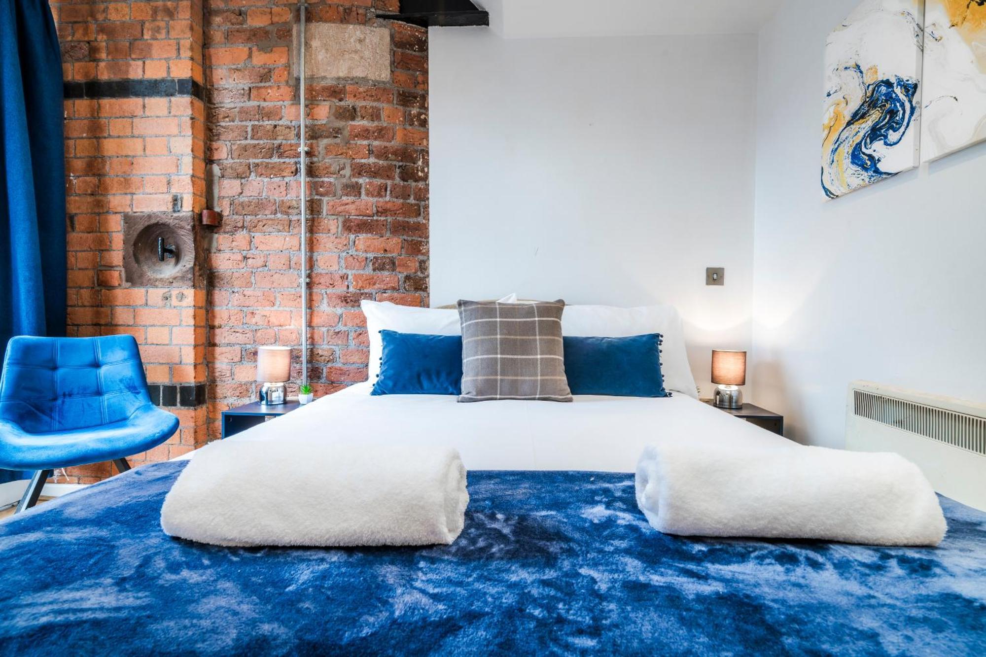 Cavern Quarters, Beautiful Two Bedroom City Centre Apartment By Garudy Serviced Apartments And Short Lets - Perfect For Longer Stays Liverpool Esterno foto
