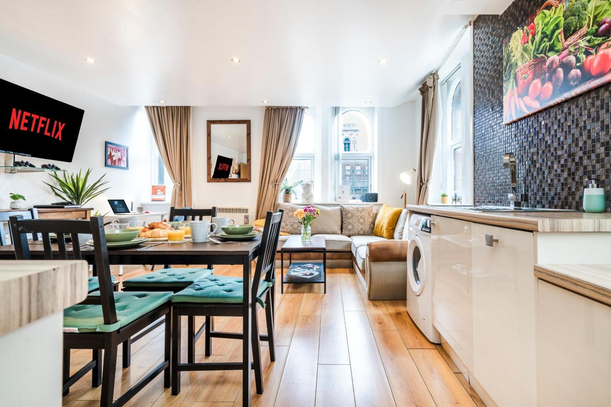 Cavern Quarters, Beautiful Two Bedroom City Centre Apartment By Garudy Serviced Apartments And Short Lets - Perfect For Longer Stays Liverpool Esterno foto