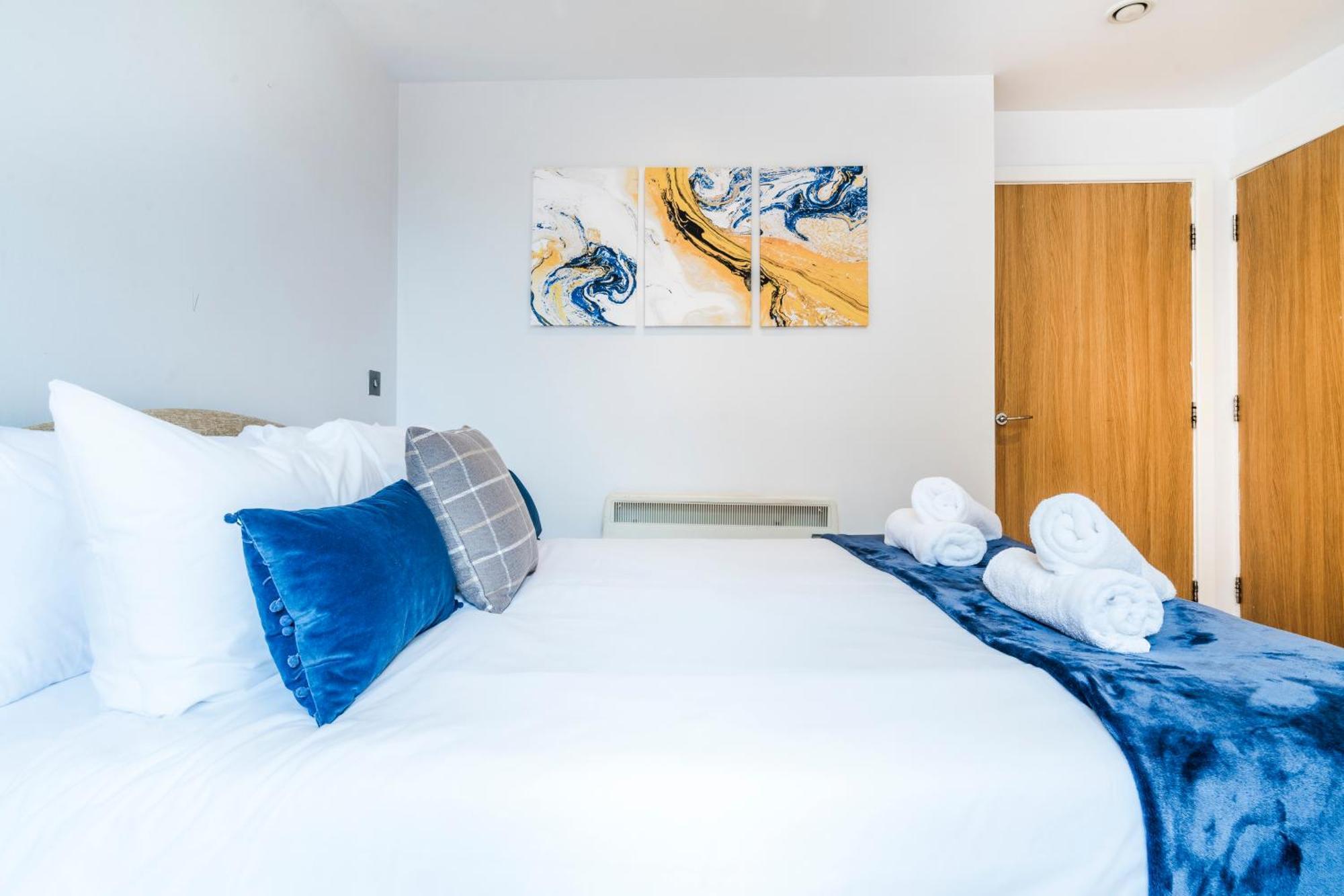Cavern Quarters, Beautiful Two Bedroom City Centre Apartment By Garudy Serviced Apartments And Short Lets - Perfect For Longer Stays Liverpool Esterno foto