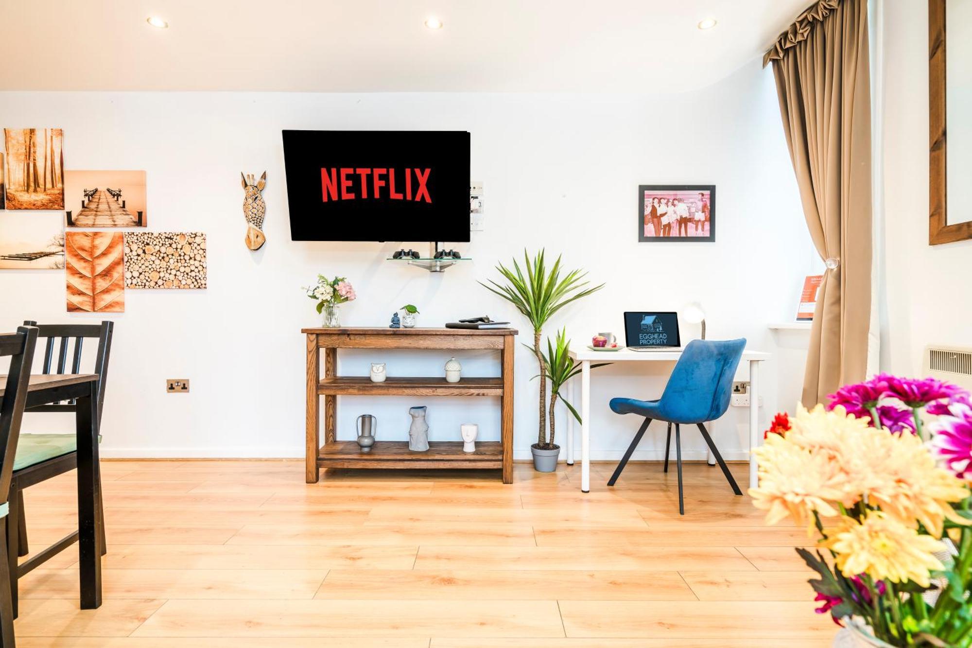 Cavern Quarters, Beautiful Two Bedroom City Centre Apartment By Garudy Serviced Apartments And Short Lets - Perfect For Longer Stays Liverpool Esterno foto