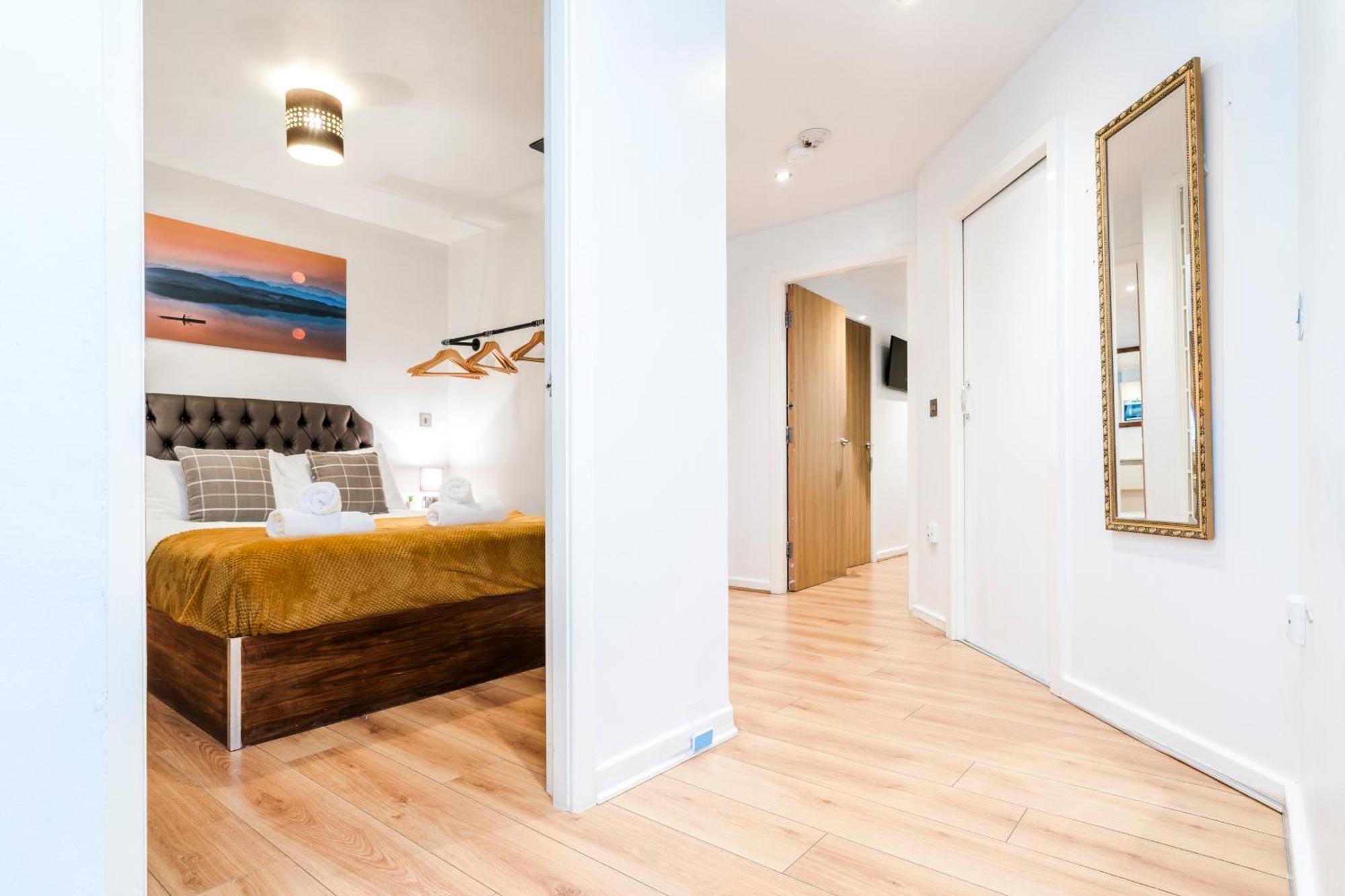 Cavern Quarters, Beautiful Two Bedroom City Centre Apartment By Garudy Serviced Apartments And Short Lets - Perfect For Longer Stays Liverpool Esterno foto